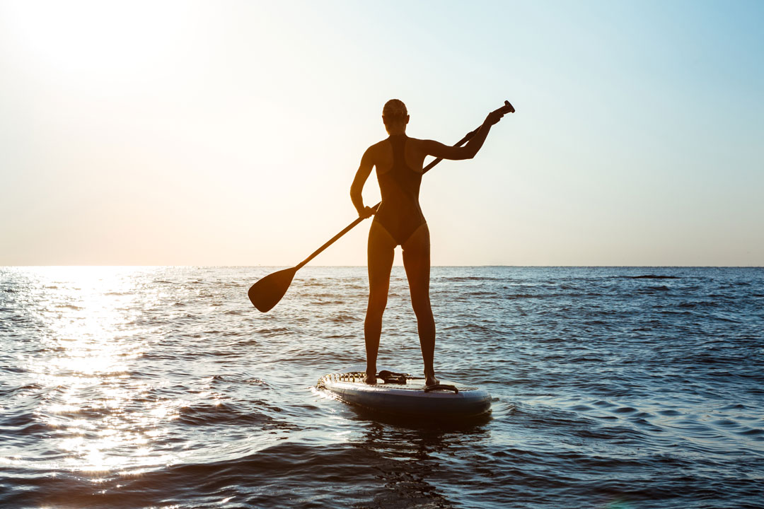 Deportes acuáticos en la provincia de Alicante: paddel surf